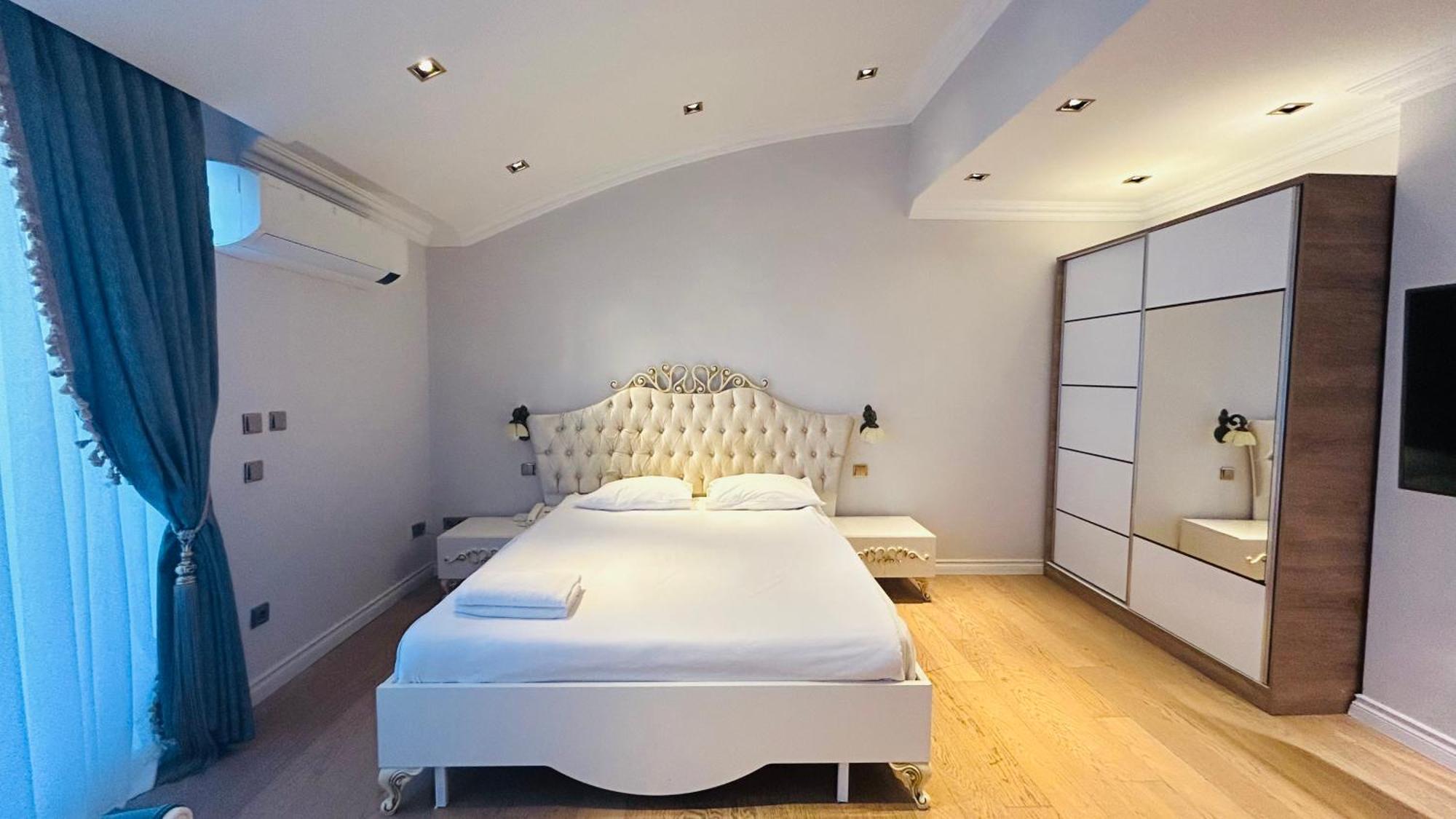 Onkel Rada Hotel apartamentowy 2*