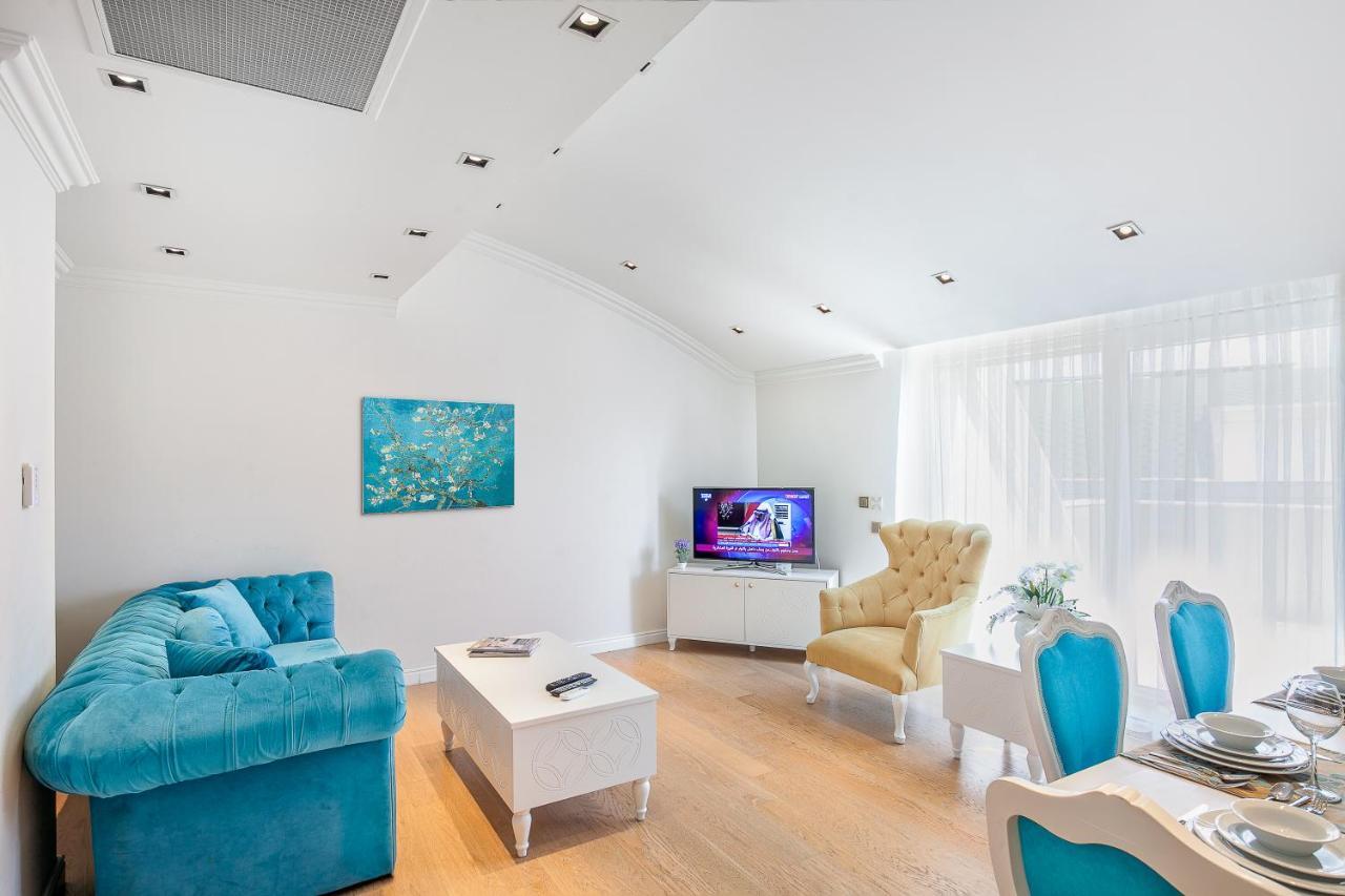 Onkel Rada Apart 2*